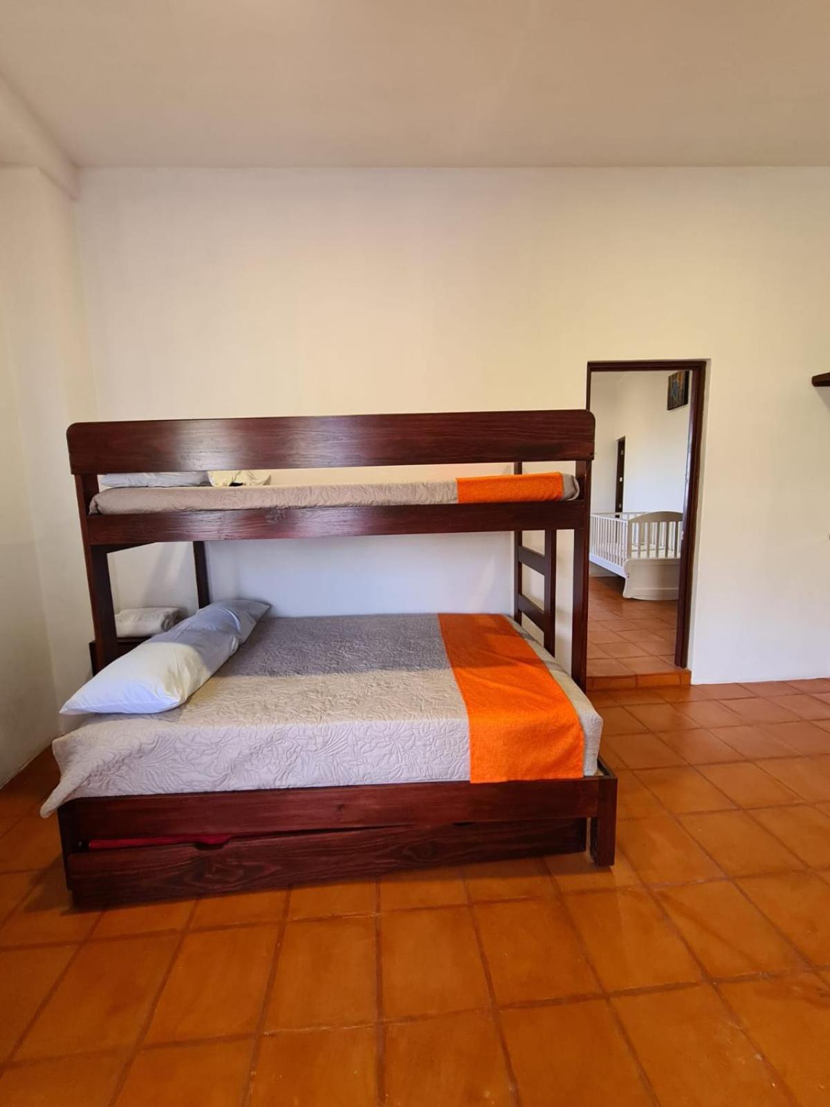 Hotel Alondra Los Laureles 外观 照片
