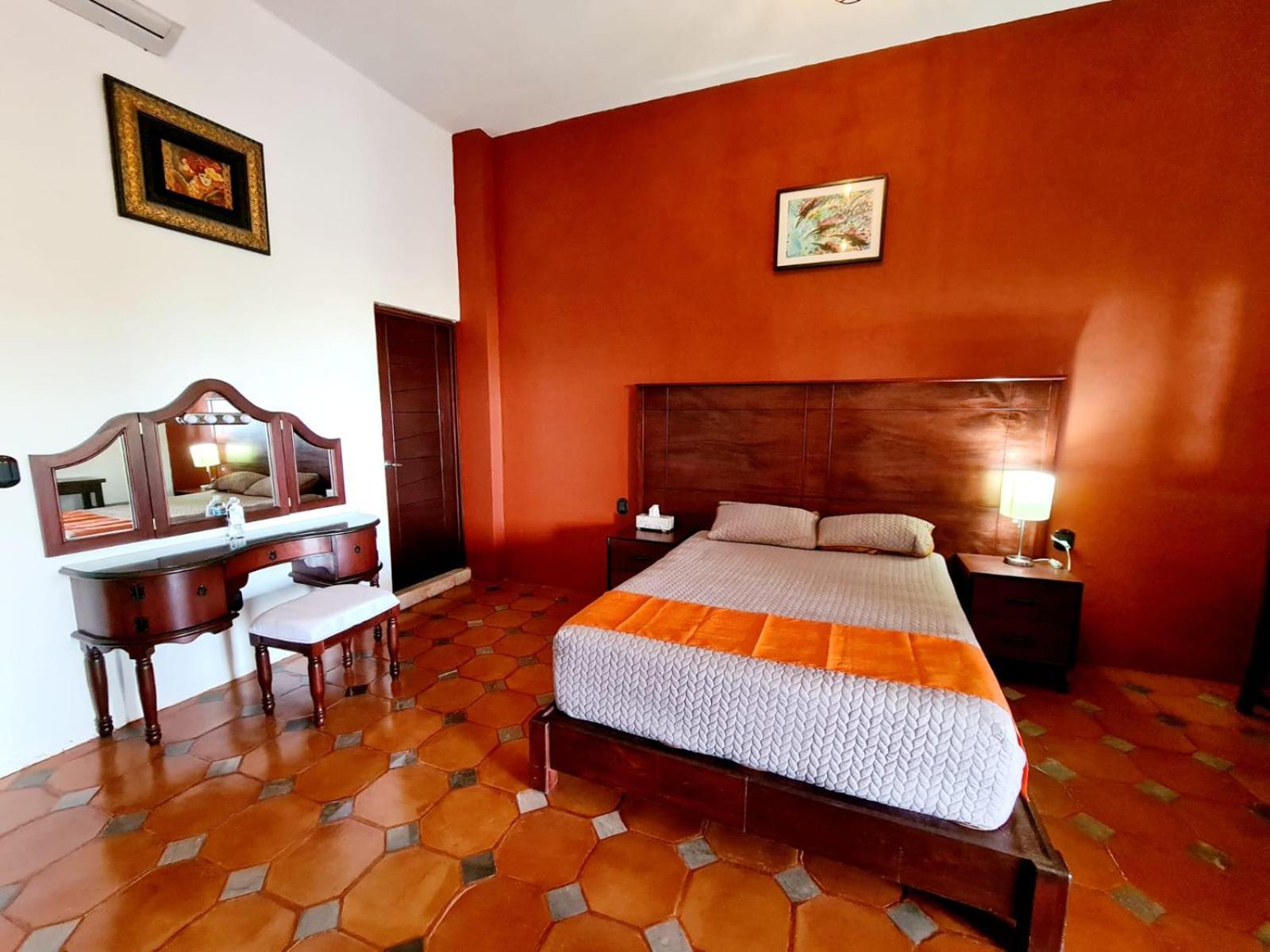 Hotel Alondra Los Laureles 外观 照片